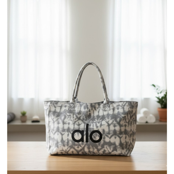ALO Yoga Handbags - Alo Yoga Large Tie Dye Canvas Tote Bag Gray White Logo Gym Beach Carryall